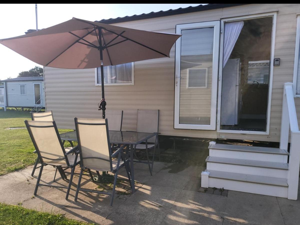 Vacation Escape - Valley Farm -Clacton-On-Sea - Holiday Park エクステリア 写真